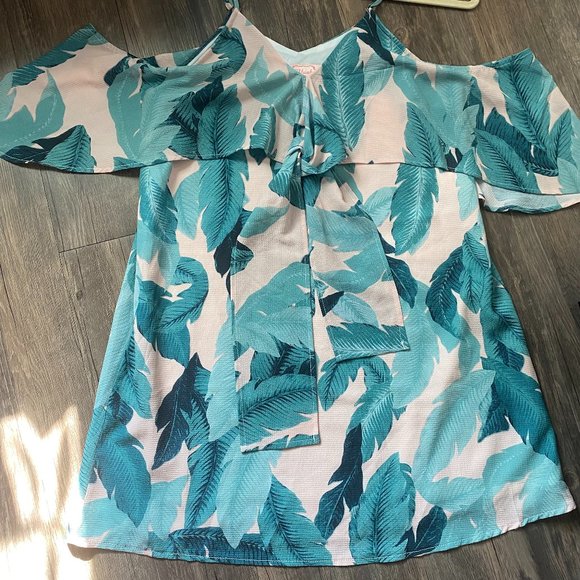 Blush Boutique Cold Shoulder Pale Pink Shift Dress - Picture 1 of 7